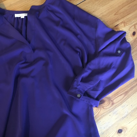 Beautiful Vince Camuto Blouse - Picture 3 of 4